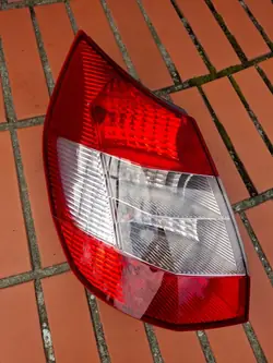 Lámpara Trasera Izquierda 8200127704 Renault Scenic II