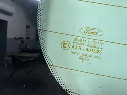 Vitre arrière Ford Focus I OEM 3556BGNH ag1