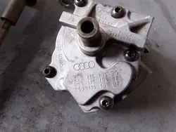 Audi OE 059115105BD Oliepomp - Gebruikt