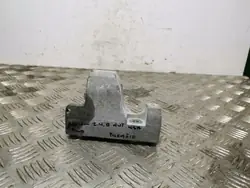 Jeep Cherokee Lagerstödbracket OEM FOB18298