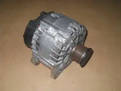 Vaihtovirtageneraattori Renault 2.0 DCI OE 8200525891