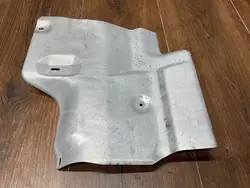 Escudo térmico escape OEM A1296821271 Mercedes-Benz SL R129
