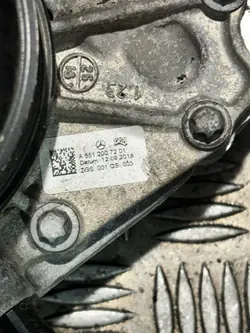 Pompe à eau Mercedes 651 A6512007201