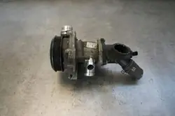 Mercedes-Benz A6512000501 Bomba de agua