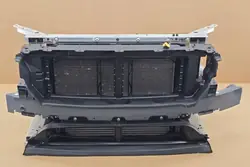 Soporte de Radiador Frontal Volvo XC90 II 2015-2025