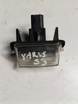 Registreringsskyltsljus Toyota Yaris IV 20-26 OEM 6F2SE51F5
