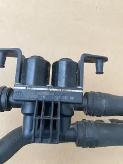 Solénoïde de Pompe à Eau BMW 5 E60 E61