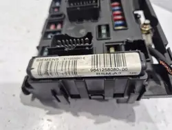 Módulo Confort OEM 9641258080 para Citroen C5