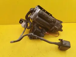Wabco jousituskompressori OEM 4M0616005H Audi Q8:lle