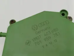 Actuador de cierre centralizado delantero derecho VW Transporter T4 701959781