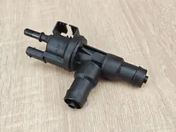 Bränslevapor ventilationsventil BMW 540i G30 G22 7643106