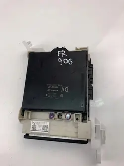 Módulo Confort Toyota OEM 8922102A50 para RAV4 V
