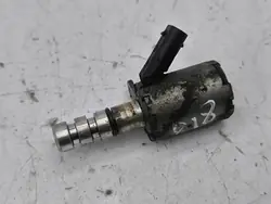 Audi A5 2017 Vaihtelevan venttiilijohdon solenoidi OEM AMD133403