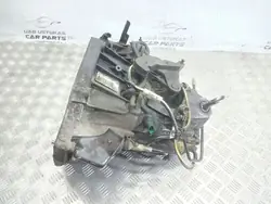 Manuaalivaihteisto 6-vaihdetta Nissan Qashqai+2 2010 OEM 32010JD50A