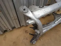 BMW OE 2284090 Barre d'Accouplement Usagée