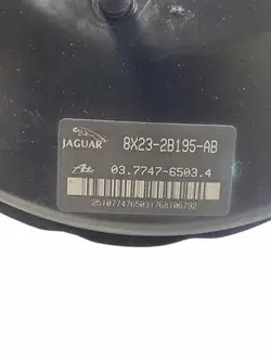 Bomba servo Jaguar OE 8X23 2B195 AB - Usada