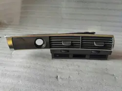 Grille de ventilation centrale Audi A6 C6