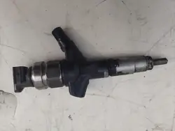 Subaru Legacy Forester 2.0D Injektor 16613AA020