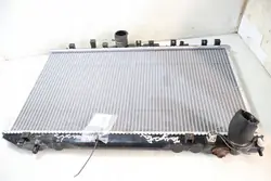 Radiateur d'eau Toyota Avensis I T22 Lift 2.0D-4D OEM 64643A