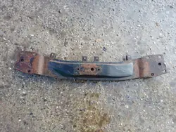 Travesaño de caja OEM RTEKO LUK926/K para Hyundai Galloper