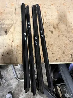 Jeep XJ listwa OEM Dörrskrapare för Cherokee 96-01
