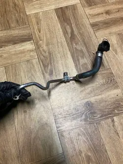 BMW Turboahdinletku OEM 8650087 G11 G12 740i
