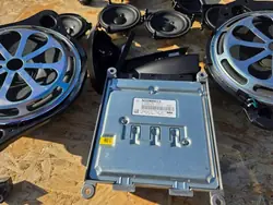 Burmester Audio-förstärkare OEM W222WZMACNIACZBURMESTER