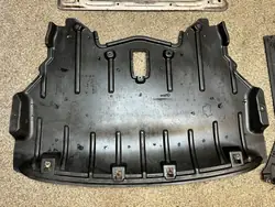 Sous-bouclier moteur BMW X5 E70 OEM 8037195