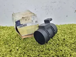 Masseluftmengenmesser W463 G 463 89- ML W163 W220 S 220 98- W211 A0000941748
