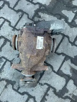 BMW Differential OEM 7113344 Hinterachse 3.07