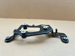 Support compresseur suspension air arrière OEM MAM79838