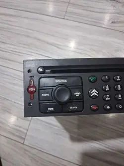 Radio de fábrica OEM 96533158XT para Citroen C3