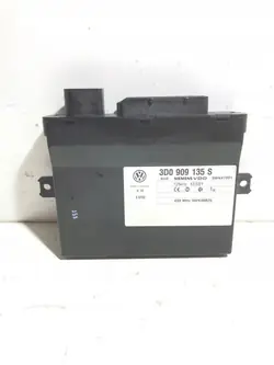 Keyless-moduuli OEM 3D0909135S VW Touareg I:lle