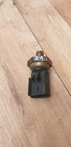 Öljynpaineanturi JEEP GRAND CHEROKEE WJ 99-04 OEM 56028807AA