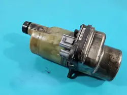 Ohjaustehostimen pumppu Volvo V50 S40 II 2.0D OEM 5N51-3K514-AD