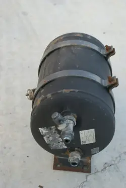 Tanque de aire DAF LF con montaje