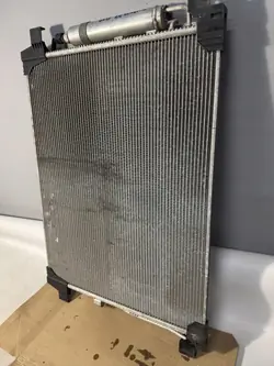 Infiniti M37 AC-Kondensator OEM 921001MG0B - Gebraucht
