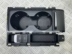 VW Passat B8 Tunnelin säilytystila 3G0862531