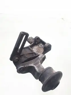 1990 Audi 80 90 B3 Engine Mount 068903145H