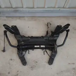 Kehto BMW 2 F46 F45 OEM Osa Käytetty