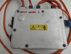Tesla Model S Spanningsregelaar-aansluitdoos OEM 102884301B