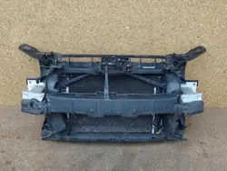 AUDI A3 8V Etuosa 1.6 TDI OEM LZ9Y