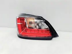 Luz trasera LED izquierda Mitsubishi Space Star II