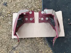 Suporte de Para-lama Alfa Romeo Giulieta OEM - Esquerdo/Direito