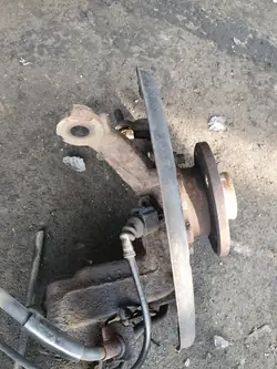 Pivot de roue avant gauche OEM LB5N pour VW Touran 2.0 TDI