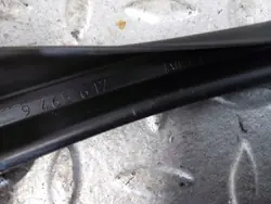 Framdörr fönsterpackning OEM 9465617 vänster sida BMW X6 G06
