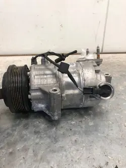 Compresseur de Climatisation Ford Focus MK4 GN11-19D629-AB