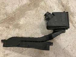 Ilmansuodatin Kotelo OEM JX61-9600-KA Ford Escape