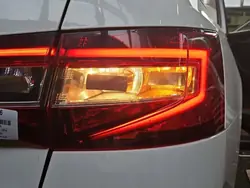 Rechte Heckleuchte Skoda Superb III 15-19 LED OEM 3V9945208A