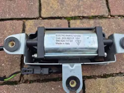 Mécanisme d'ouverture toit Porsche Boxster 987 OEM 98662411701